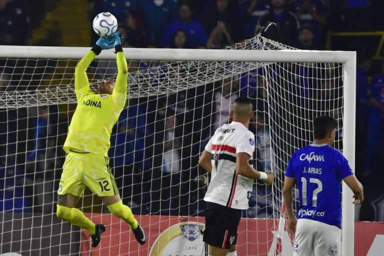 Millonarios vs. São Paulo