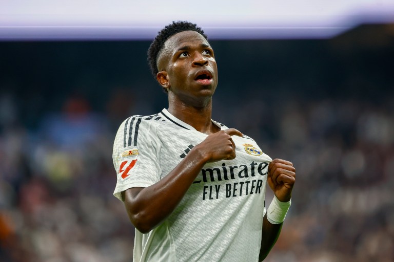 Real Madrid volvió a la victoria con triplete de Vinícius