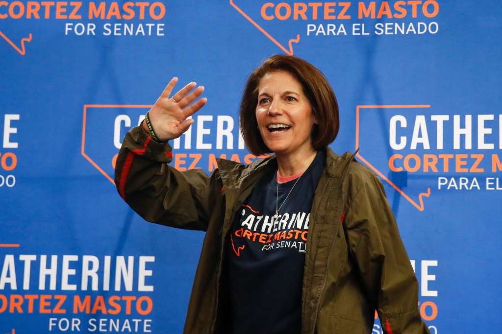 Henderson (United States), 07/11/2022.- Democratic Senator from Nevada Catherine Cortez Masto arrives during a canvass kickoff event in Henderson, Nevada, USA, 07 November 2022. The US midterm elections are held every four years at the midpoint of each presidential term and this year include elections for all 435 seats in the House of Representatives, 35 of the 100 seats in the Senate and 36 of the 50 state governors as well as numerous other local seats and ballot issues. (Elecciones, Estados Unidos) EFE/EPA/CAROLINE BREHMAN