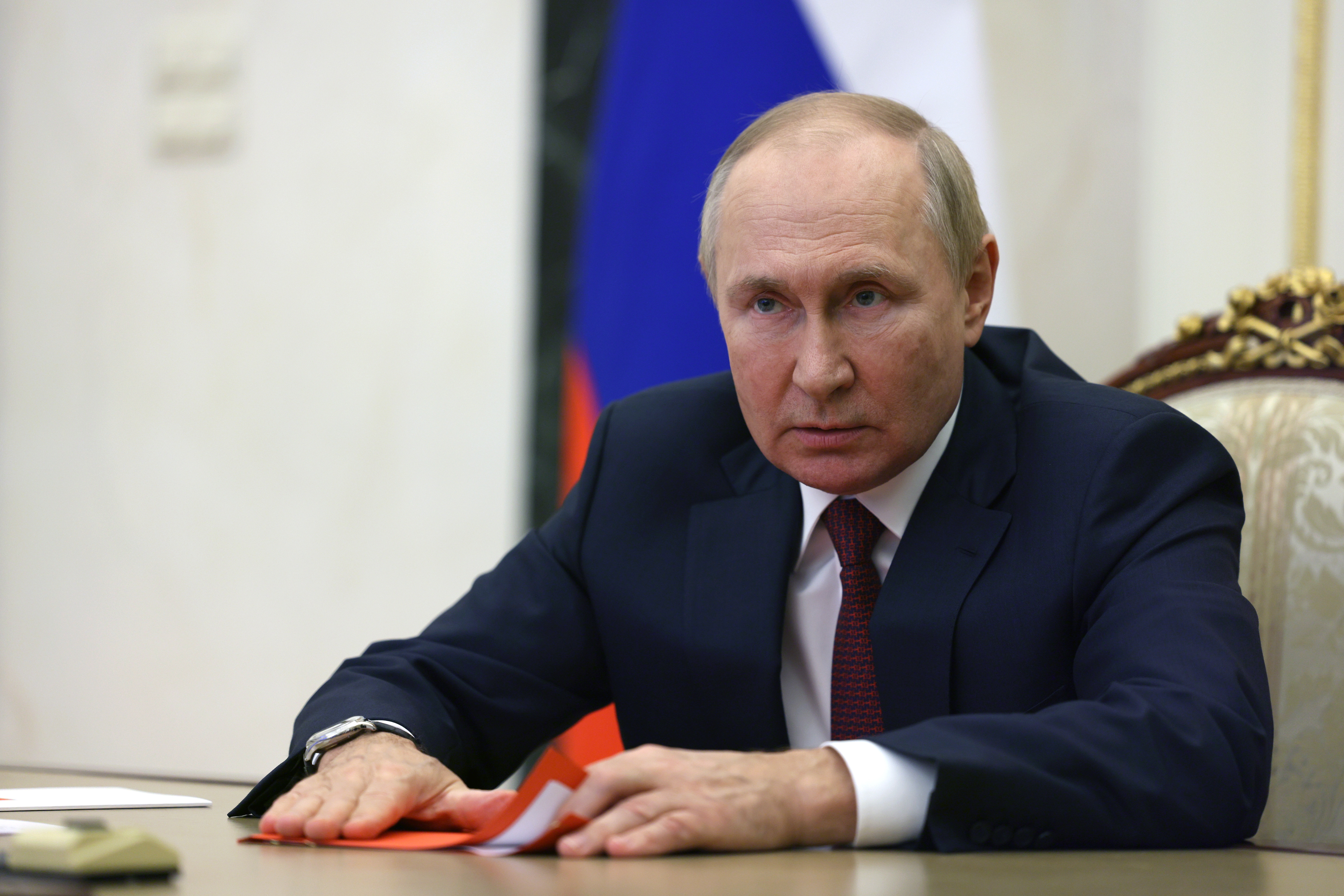 Moscow (Russian Federation), 28/09/2022.- Russian President Vladimir Putin chairs a meeting with the members for Russian security Council via a video conference at the Kremlin in Moscow, Russia, 29 September 2022. (Rusia, Moscú) EFE/EPA/GAVRIIL GRIGOROV/SPUTNIK/KREMLIN / POOL MANDATORY CREDIT