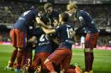 Atlético de Madrid venció a Valencia y no le pierde pisada a Barcelona