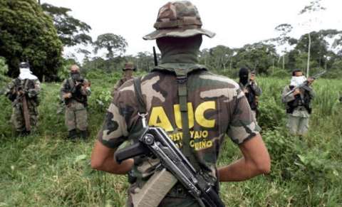 Orlando Villa Zapata, excluido definitivamente de Justicia y Paz