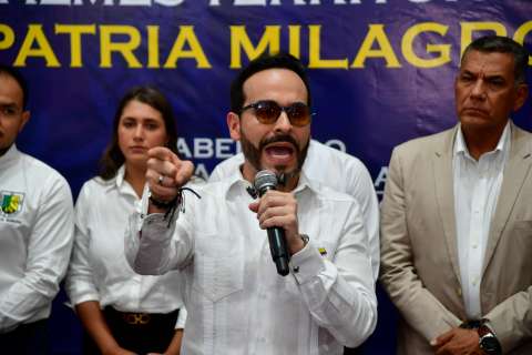 “Los bandidos tienen 10 días para entregarse”: De la Espriella durante empalme en Tolima