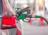 Mi carro huele a gasolina por dentro: causas y qué hacer