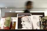 Universidad decide suspender cátedra sobre Alice Munro tras acusaciones de su hija