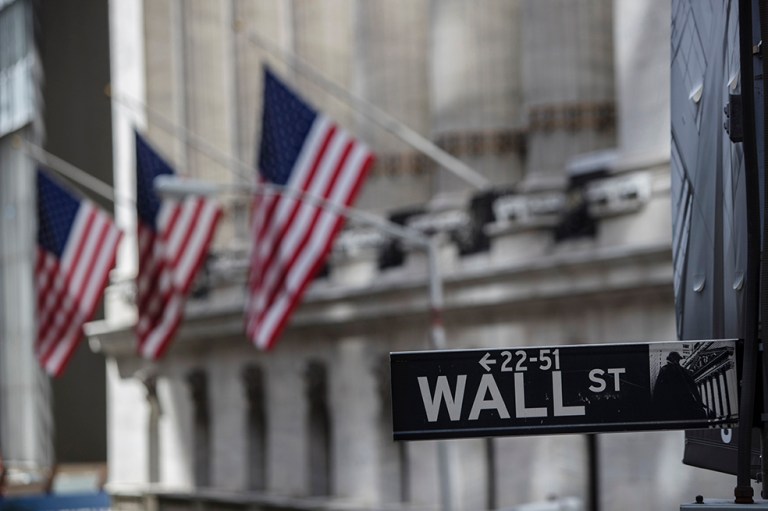 Wall Street cae derribada por las tensiones entre China y Estados Unidos
