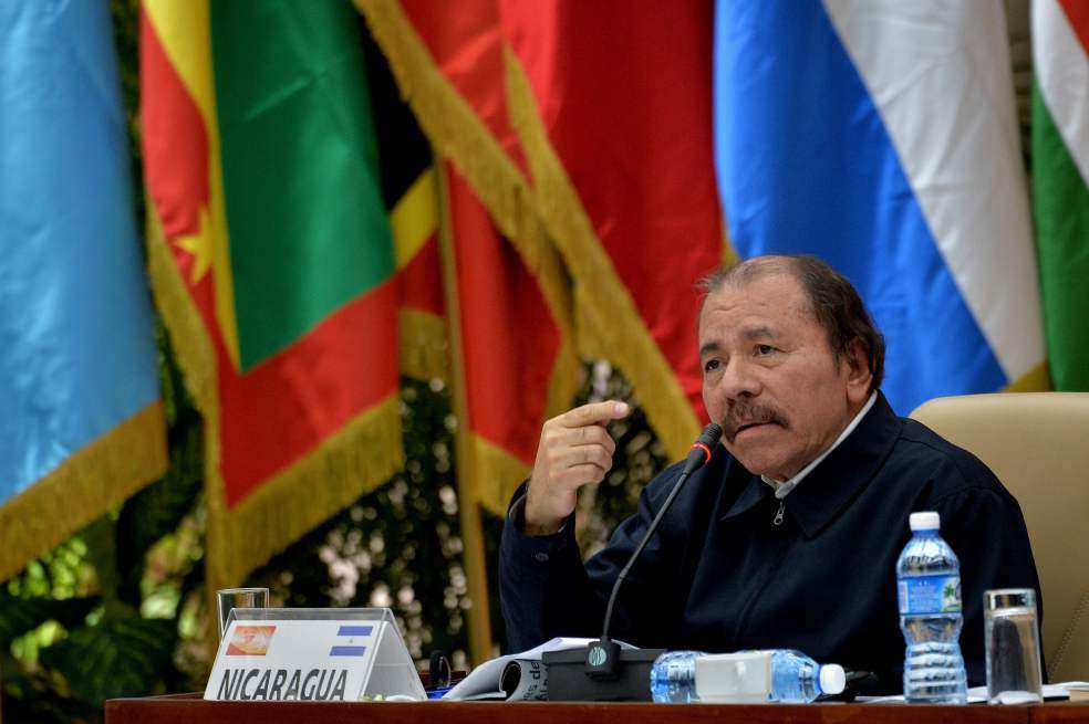 El presidente de Nicaragua, Daniel Ortega, acosado por la crisis arremete contra los opositores. / AFP