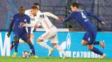 Hazard pide perdón tras imágenes riendo con jugadores del Chelsea