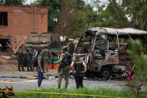 Los atentados en Valle y Cauca que le cambiaron la agenda de viaje a Petro