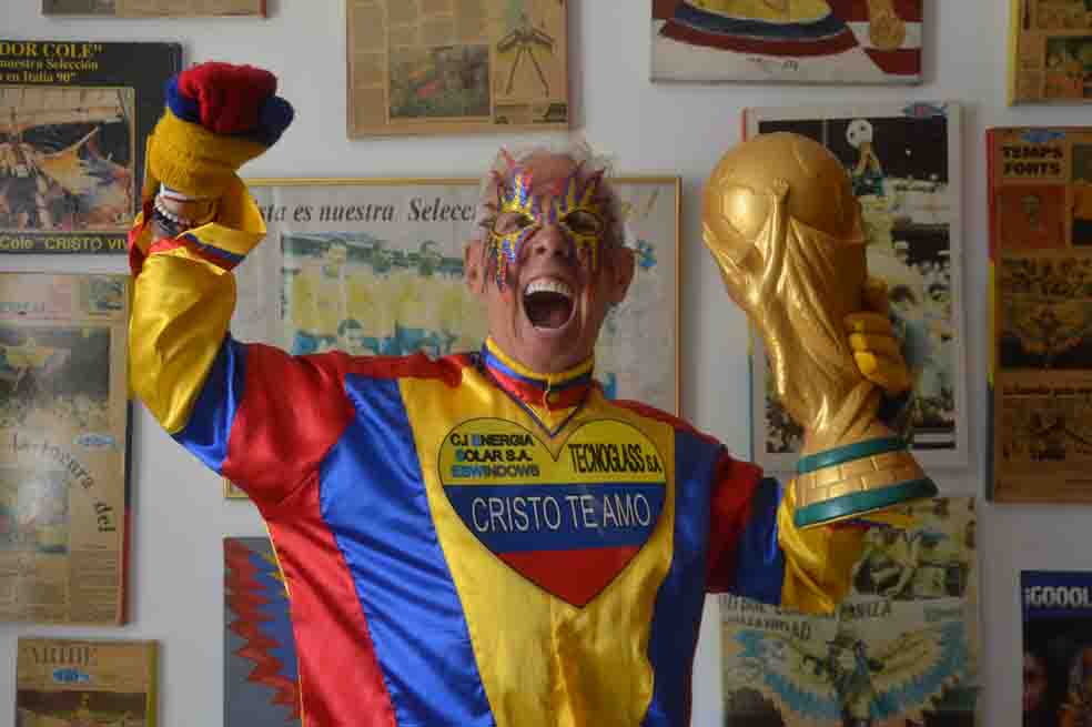 El famoso ‘El Cole’ en la habitación de su casa que hace las veces de museo en Barranquilla, en el popular barrio Los Trupillos. / Jesús Fragozo