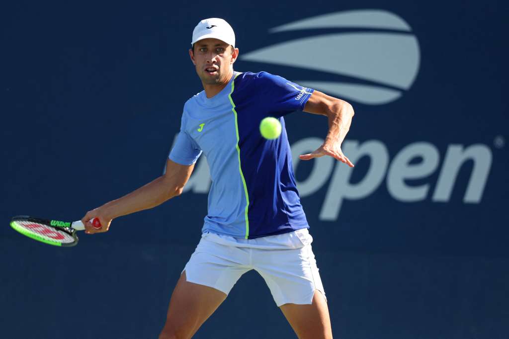 Daniel Galán en partido contra Jordan Thompson en el US Open 2022. // Mike Stobe/Getty Images/AFP (Photo by Mike Stobe / GETTY IMAGES NORTH AMERICA / Getty Images via AFP)