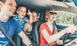 ¿Va a viajar en carro durante vacaciones? Revise esto antes de salir a carretera