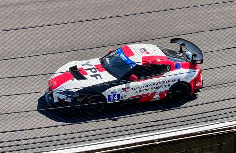 Toyota GR: el equipo de Latinoamérica participa en Imsa y corrió en Indianápolis