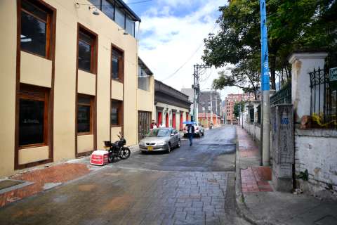Mercado de las Pulgas de Usaquén: choque entre tradición y normativa