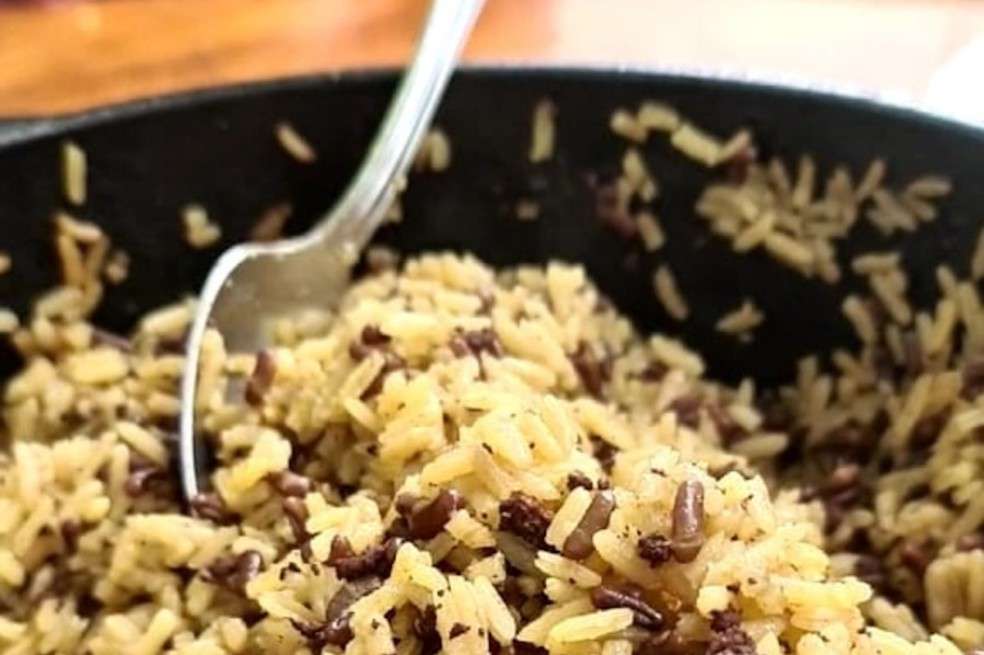 Arroz turco con fríjol changarrito.