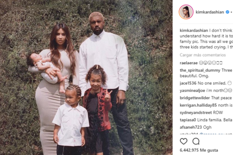 Kim Kardashian muestra la realidad tras un retrato familiar