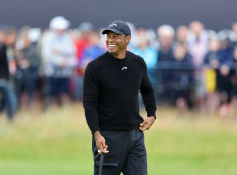 Tiger Woods celebra 50 años de una vida marcada por gestas épicas y duras caídas