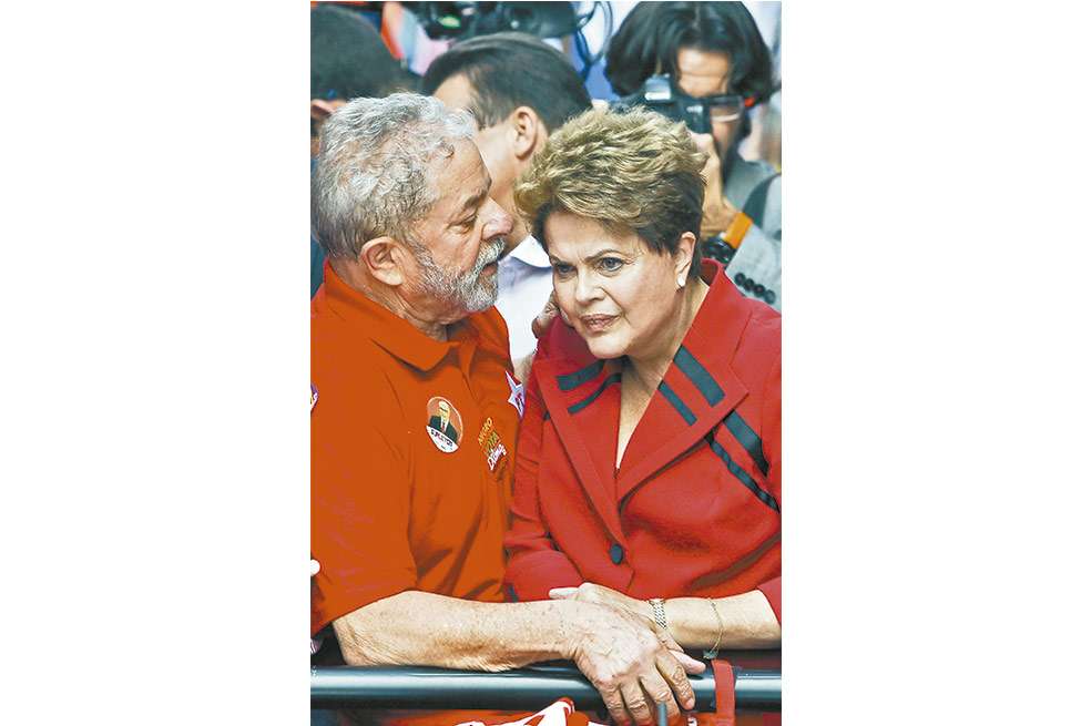 Dilma Roussef ganaría hoy con el 40% de los votos. Necesita más del 50% para evitar la segunda vuelta. / AFP