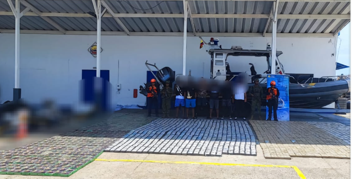 La Armada de Colombia incautó cocaína y marihuana avaluadas en más de 
 90 millones de dólares.