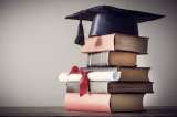 Becas de posgrado: paso a paso para que maestros y maestras continúen su educación