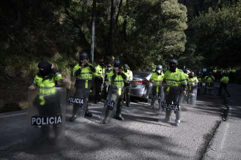 Familias fueron desalojadas del jarillón del río Cauca en Cali