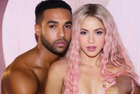 Shakira y Lucien Laviscount sí serían novios. Él estaría solo por la fama