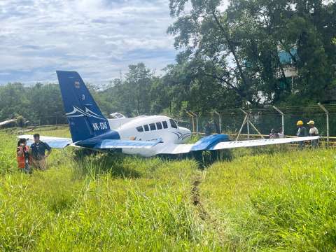 Lo que pasó con la avioneta que se salió de la pista despegando del aeropuerto de Nuquí
