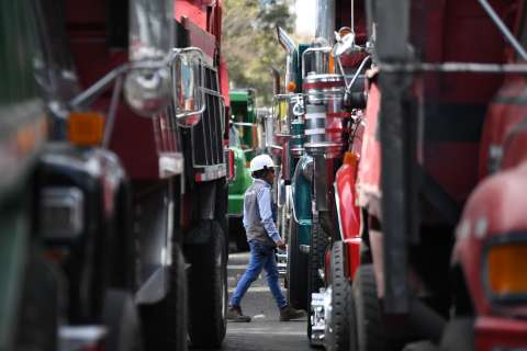 Esta es la lista de vías cerradas para entrar a Bogotá por paro nacional de camioneros