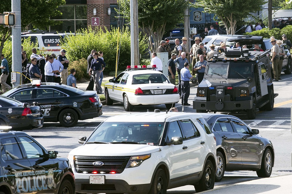 La policìa de Maryland en la sede de The Capital Gazzette. / AFP
