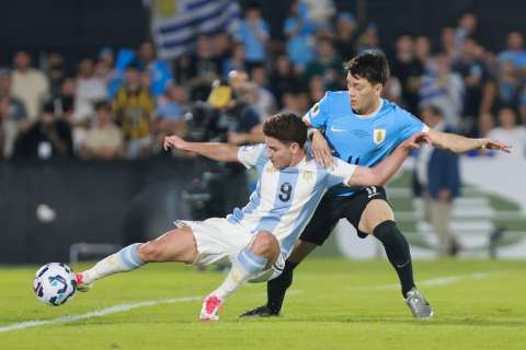Argentina venció a Uruguay con un golazo de Thiago Almada: video