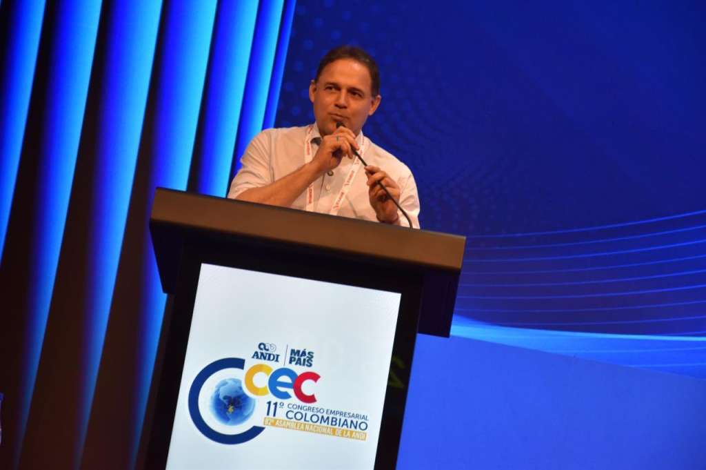 El presidente del Senado hizo un llamado a la unidad en medio de la contingencia nacional por los estragos del terremoto del pasado 10 de agosto.