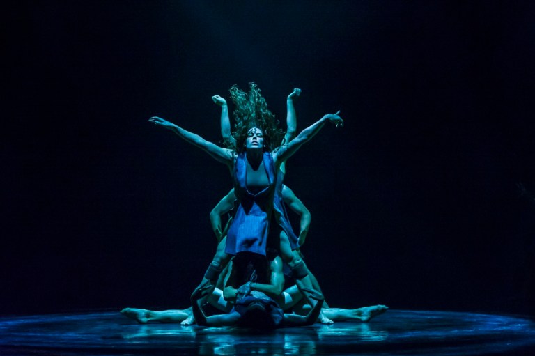 Llega la danza australiana: cuerpos más allá de los límites
