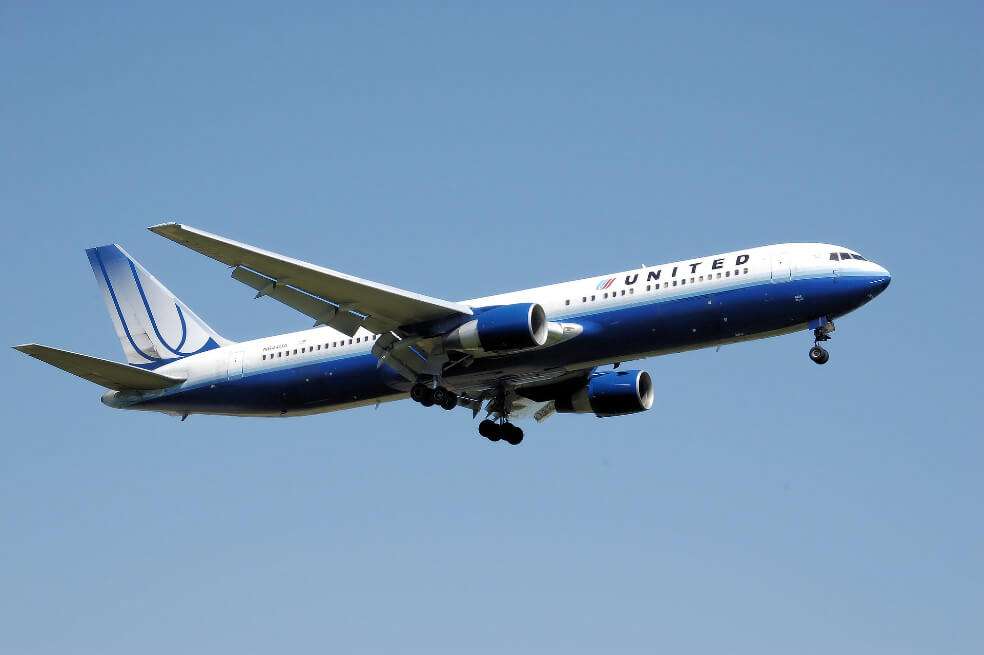 United Airlines, la cuarta aerolínea más grande del mundo, ha ofrecido vuelos gratuitos al personal médico, hacia destinos como Nueva York y California. / Pixabay