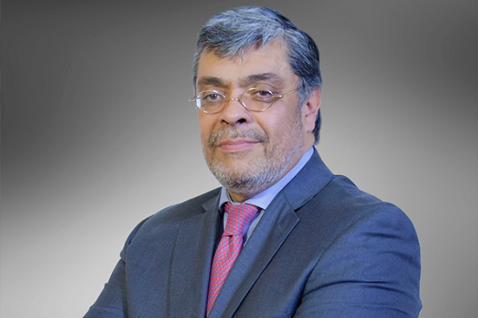 Julio Andrés Sampedro.