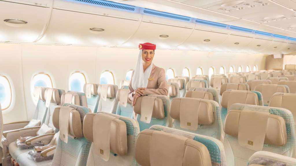 Emirates anuncia su interés en operar la ruta Bogotá–Dubái.