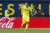 Carlos Bacca no pudo hacer nada para evitar la caída de Villarreal