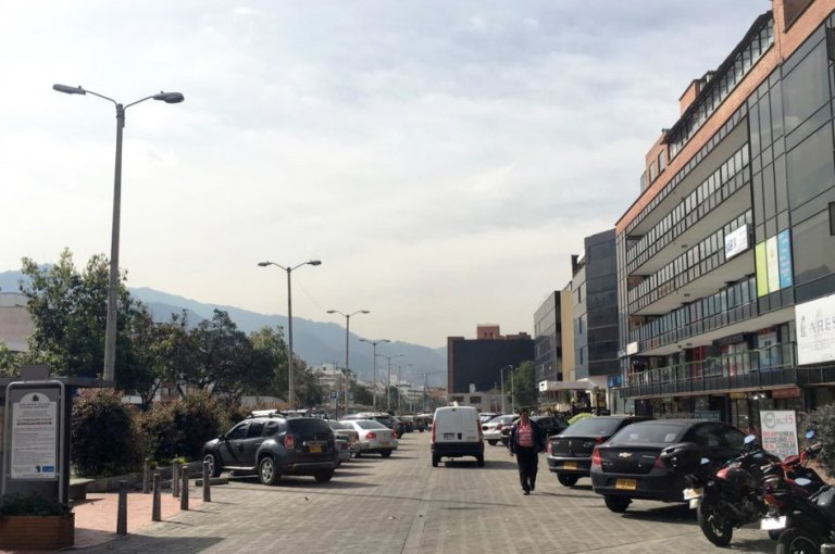 Más de $4000 millones recaudaría el Distrito con parqueaderos públicos