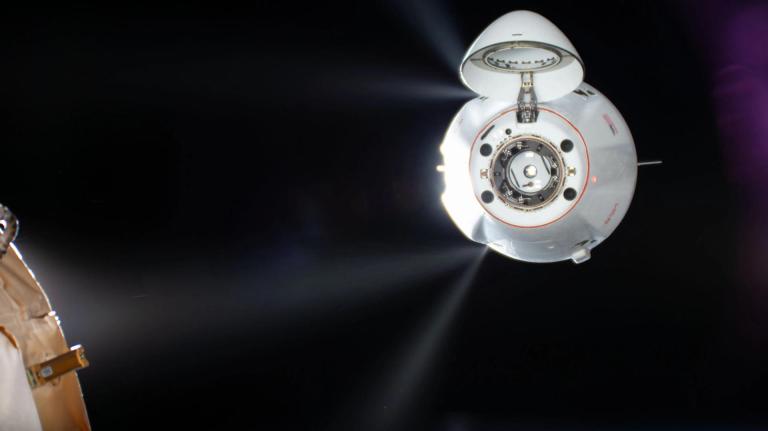 Siga en vivo el regreso de la nave espacial Dragon de SpaceX a la Tierra