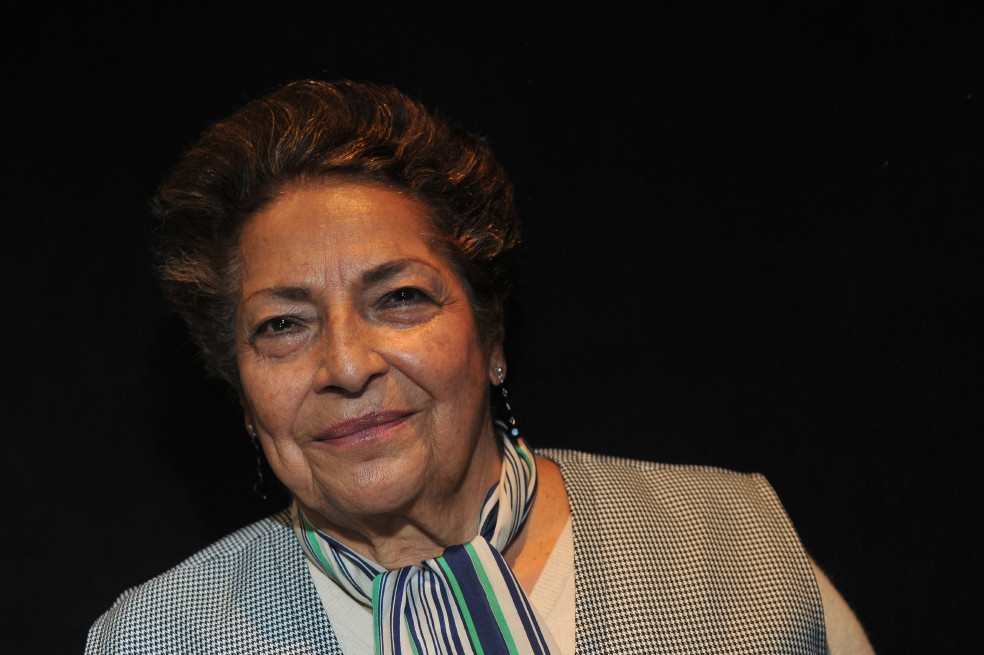 Flor Romero ha escrito 54 libros. De esos, 28 han sido acerca de mitos y leyendas del continente americano. / Óscar Pérez