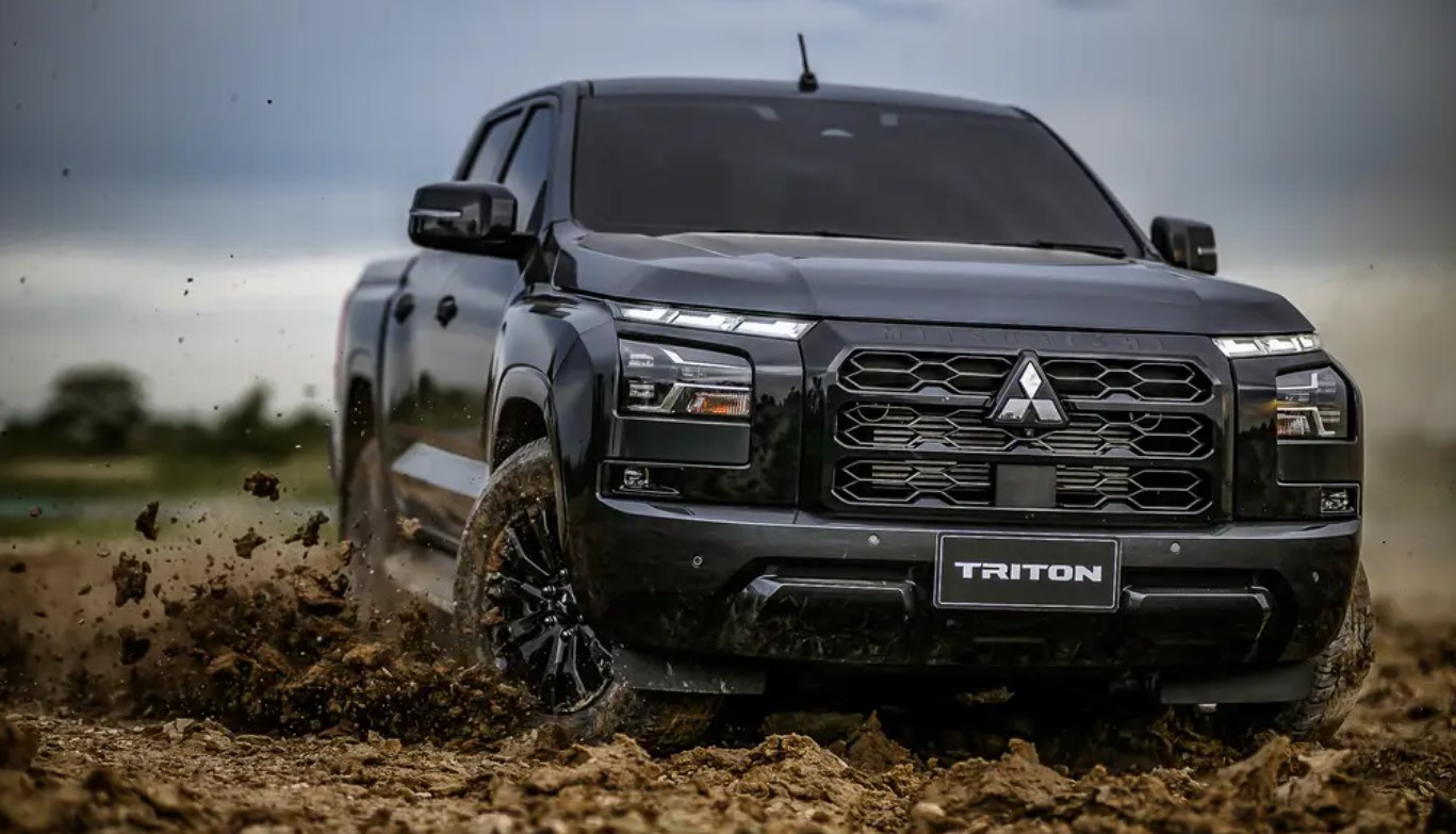 Mitsubishi Triton Black Edition