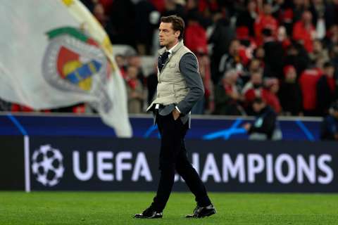 Brujas despide a su técnico tras la humillante derrota contra Benfica