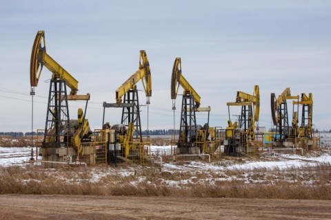 El precio del petróleo repunta tras nuevos ataques por la guerra en Oriente Medio