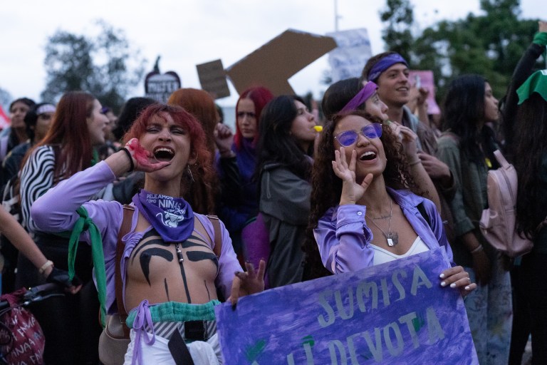Las fotos que dejó la marcha del 8M en Bogotá.