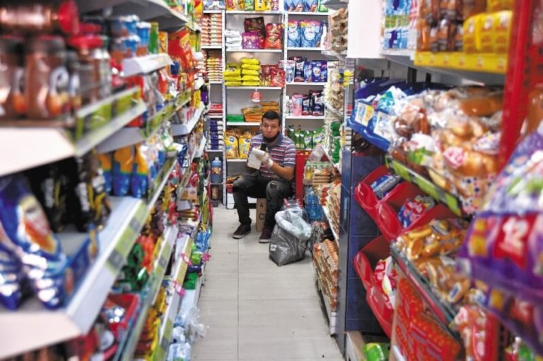 La tienda del barrio, el ombligo del mundo en tiempos de cuarentena