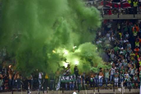 Hinchas de Nacional causaron daños en el aeropuerto El Dorado