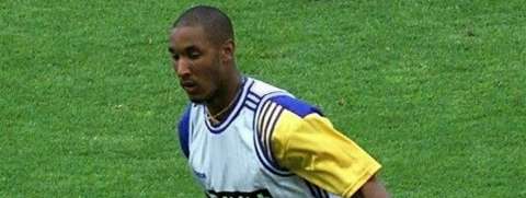Anelka desea terminar su carrera en West Bromwich