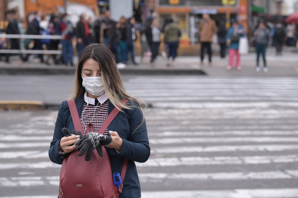 Aspectos generales de la ciudad tras la llegada del coronavirus: habitantes, calles, Transmilenio y la terminal de transporte.