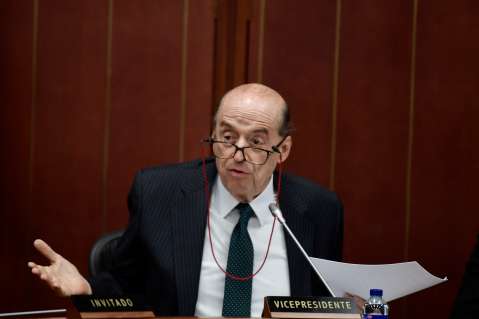 Los “caprichos” por los que la Fiscalía le imputó cargos al excanciller Leyva