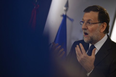 Rajoy no quiere subir IVA y desea reducir Impuesto sobre la Renta