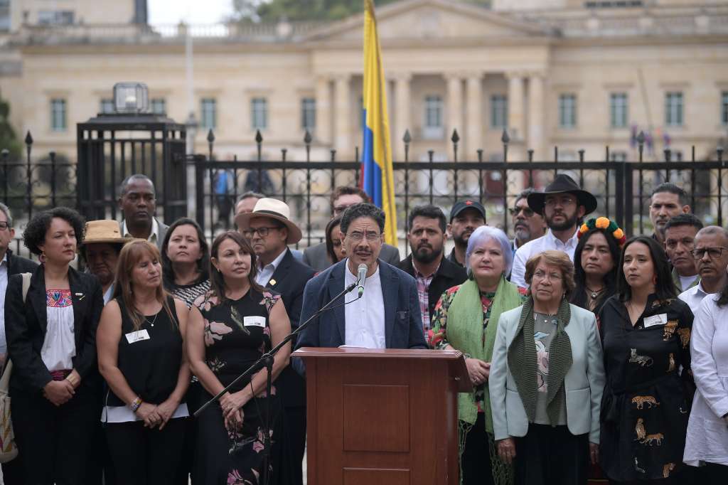 Candidato presidencial del Pacto Histórico, invitó a la conformación del Frente Amplio de la izquierda.